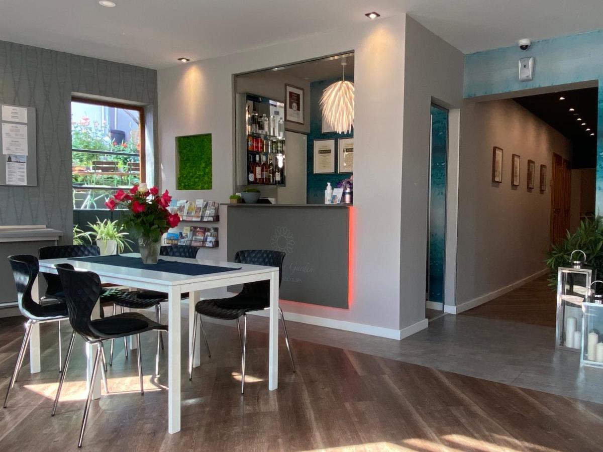 Margareta Garden Boutique Rooms Эгер Экстерьер фото
