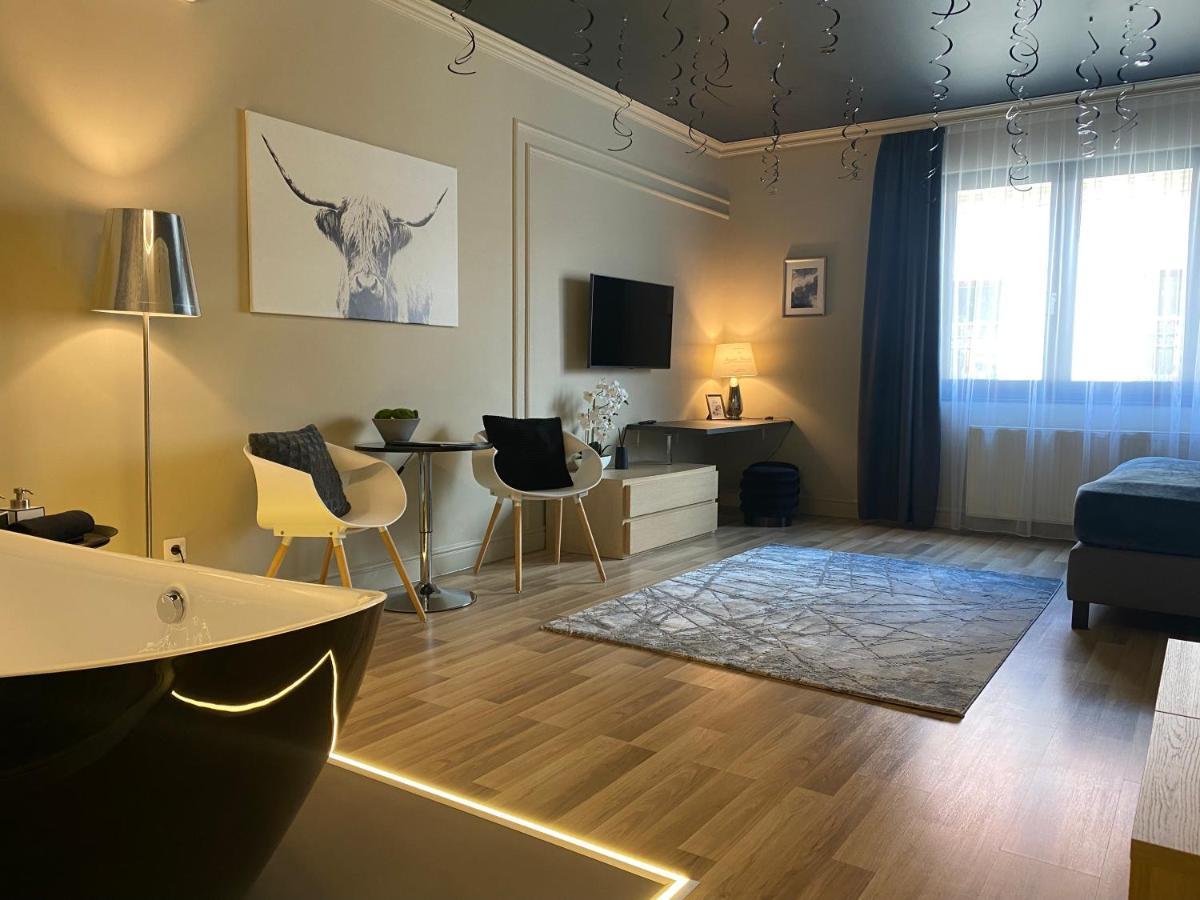 Margareta Garden Boutique Rooms Эгер Экстерьер фото